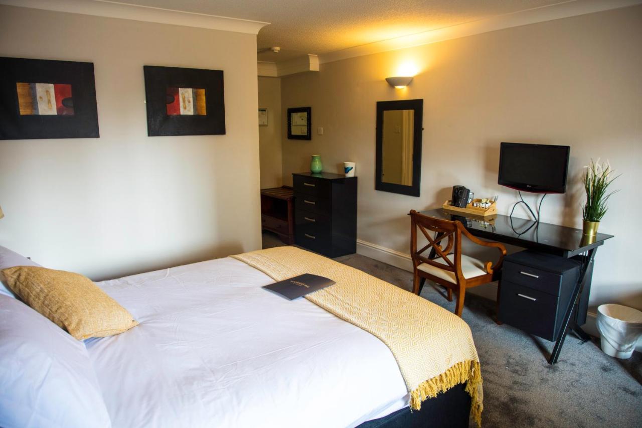 The Charlton Boutique Hotel Cheltenham Szoba fotó